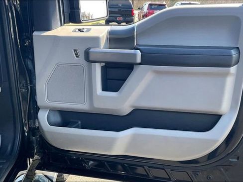 Used 2020 Ford F150 XLT w/ Equipment Group 302A Luxury image 34