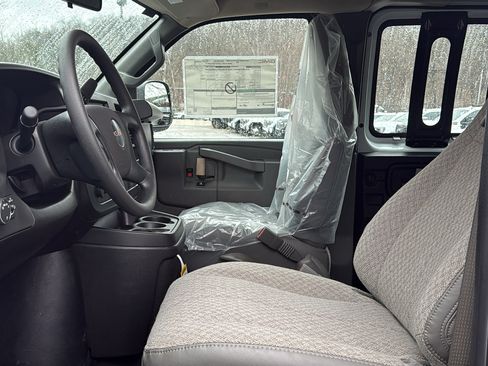 New 2026 GMC Savana 3500 Extended w/ Driver Convenience Package RWD image 7