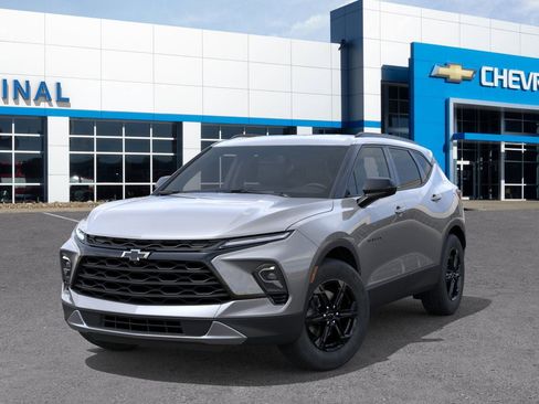 New 2025 Chevrolet Blazer LT w/ Convenience Package image 6