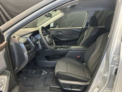 Used 2022 Nissan Rogue SV AWD/4WD image 21