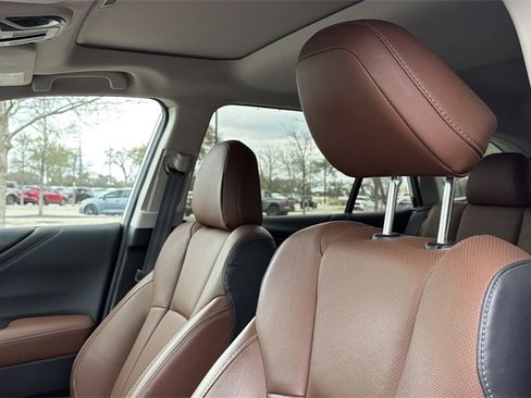 Used 2020 Subaru Outback Touring w/ Popular Package #2 image 13