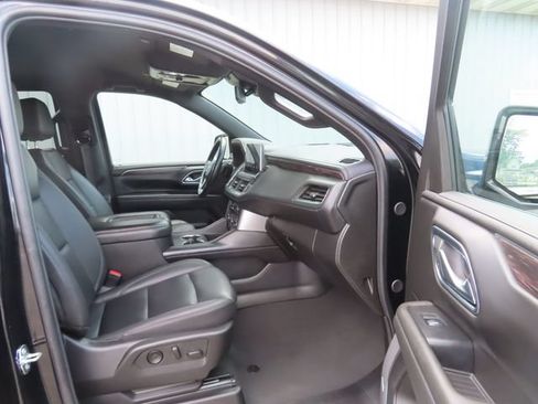 Used 2024 Chevrolet Tahoe LT AWD/4WD image 22