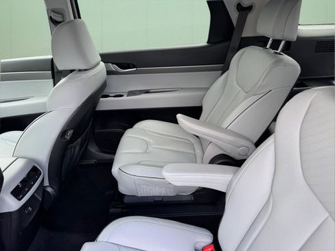 Used 2025 Hyundai Palisade SEL FWD image 10