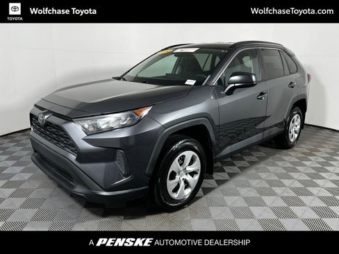 Certified 2020 Toyota RAV4 LE image 1