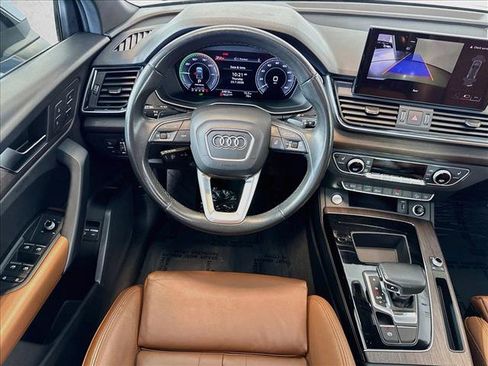 Used 2023 Audi Q5 e Premium w/ Convenience Package AWD/4WD image 21