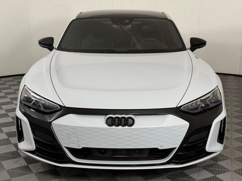 Used 2023 Audi e-tron GT Premium Plus AWD/4WD image 32