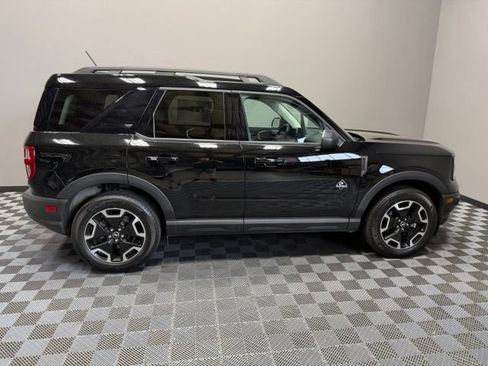 Used 2023 Ford Bronco Sport Outer Banks w/ Tech Package AWD/4WD image 7