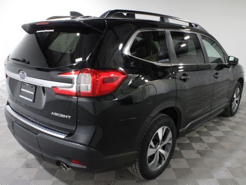 Used 2023 Subaru Ascent Premium w/ Convenience Package image 29