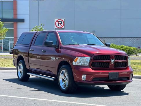 Used 2016 RAM 1500 Express AWD/4WD image 7