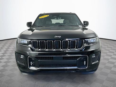 Certified 2023 Jeep Grand Cherokee Overland w/ Luxury Tech Group IV AWD/4WD image 4