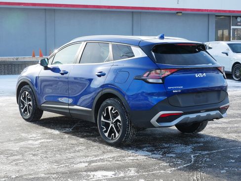 Certified 2023 Kia Sportage EX image 3