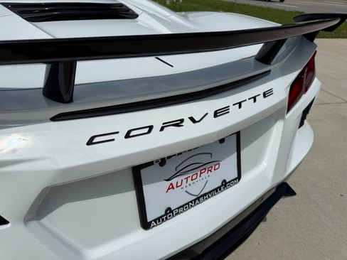 Used 2025 Chevrolet Corvette Stingray Preferred Conv w/ Z51 Performance Package RWD image 23
