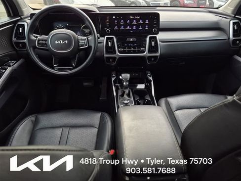 Certified 2023 Kia Sorento SX FWD image 32