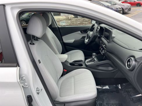 Used 2023 Hyundai Kona SEL image 25