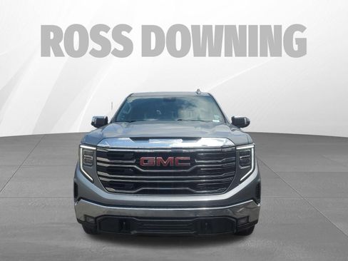 Used 2023 GMC Sierra 1500 SLT AWD/4WD image 2