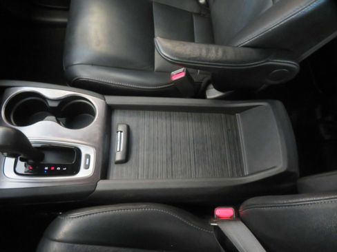 Used 2017 Honda Pilot EX-L image 45