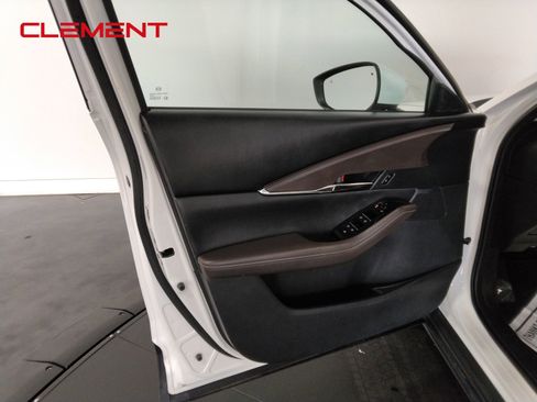 Used 2023 MAZDA CX-30 AWD 2.5 S w/ Premium Package image 26
