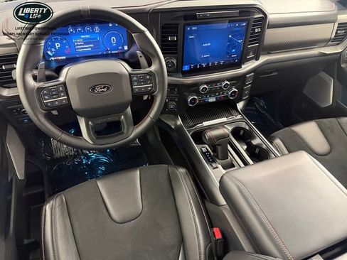 Used 2025 Ford F150 Raptor AWD/4WD image 31