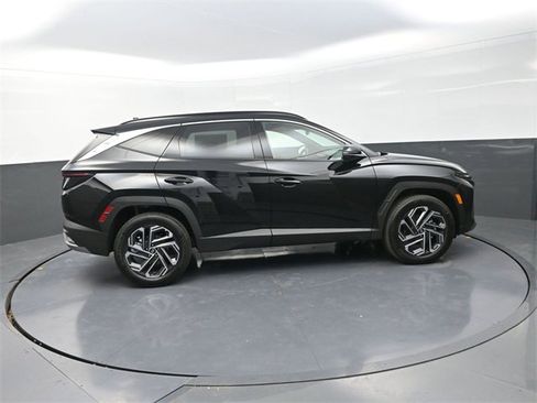 New 2026 Hyundai Tucson Limited image 9