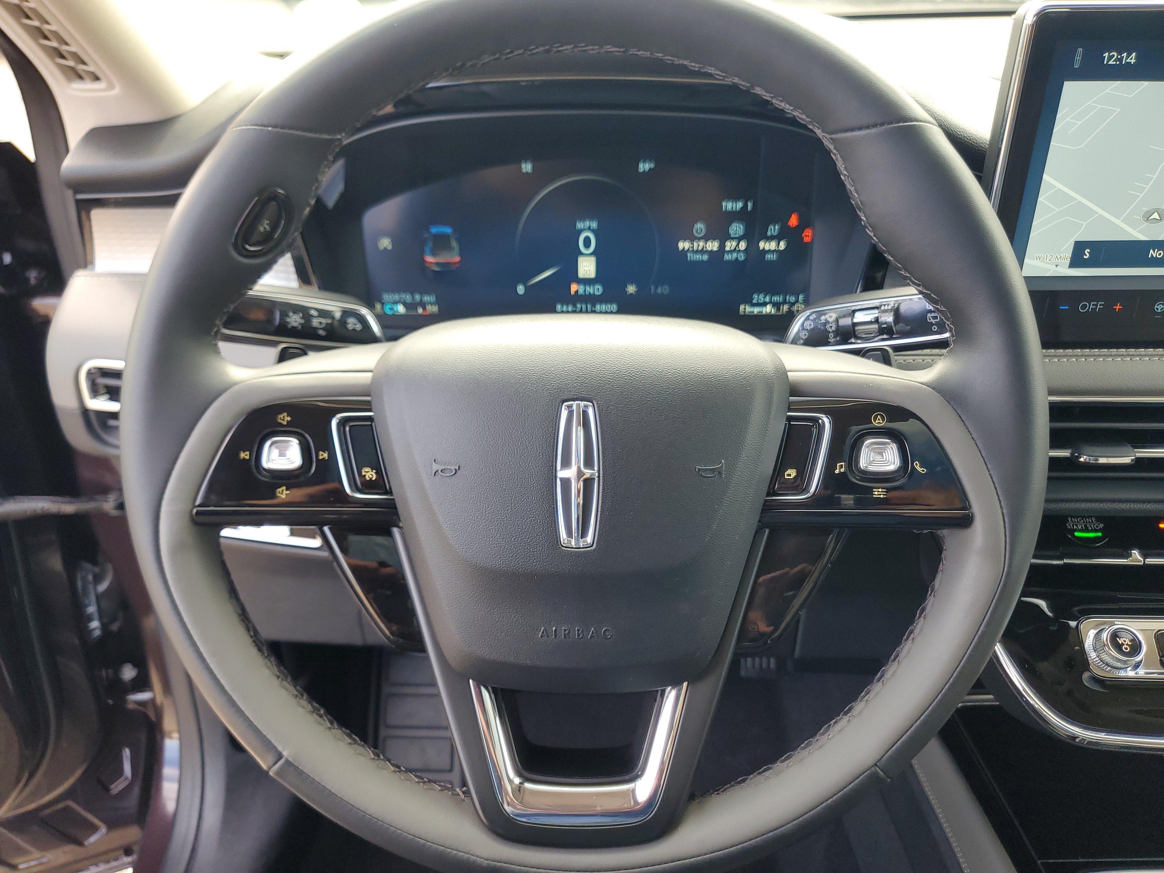 Certified 2023 Lincoln Corsair AWD w/ Equipment Group 101A image 14