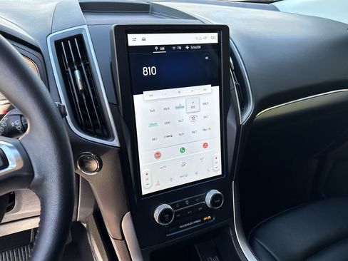 Used 2022 Ford Edge SEL w/ Convenience Package image 13