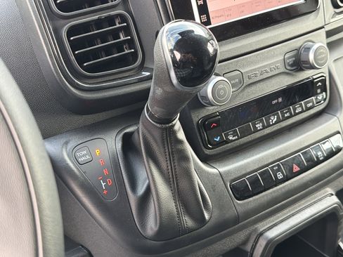 Used 2025 RAM ProMaster 2500 image 32