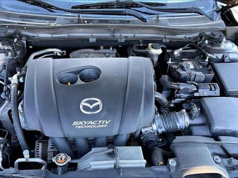 Used 2016 MAZDA MAZDA3 i Touring FWD image 21