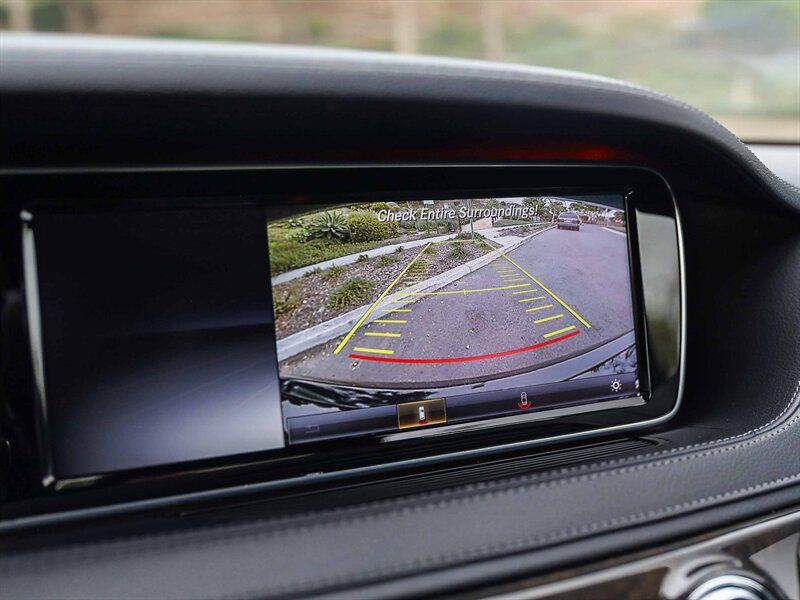 Used 2016 Mercedes-Benz S 550 Sedan image 32