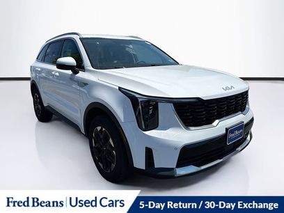 Used 2025 Kia Sorento S