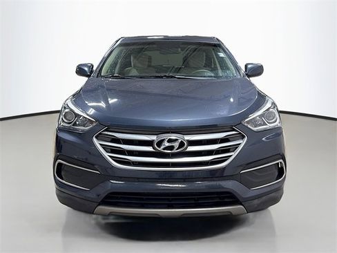 Used 2018 Hyundai Santa Fe Sport image 3