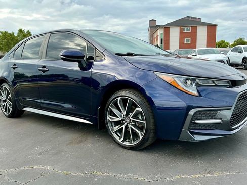 Used 2022 Toyota Corolla SE FWD image 6