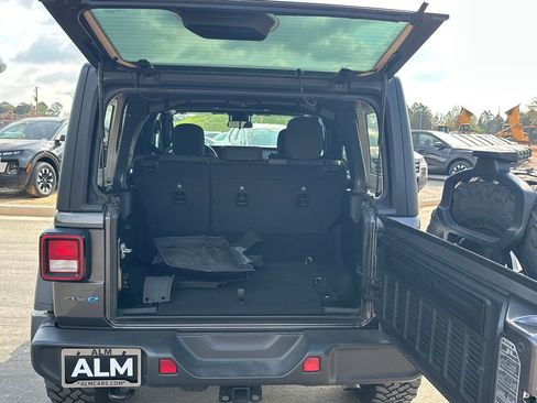 Used 2025 Jeep Wrangler Unlimited Sport S 4xe AWD/4WD image 18