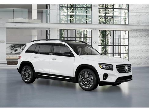 New 2026 Mercedes-Benz GLB 250 4MATIC image 12
