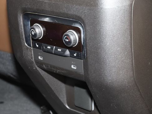 Used 2021 Chevrolet Tahoe High Country image 15