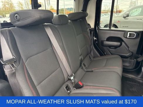Used 2022 Jeep Gladiator Rubicon w/ Cold Weather Group image 14