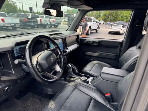 Used 2021 Ford Bronco First Edition AWD/4WD image 6