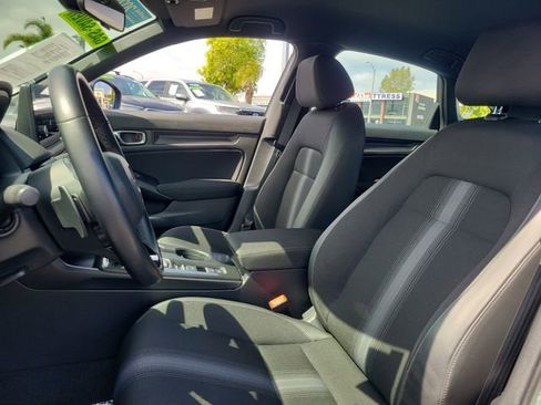 Certified 2025 Honda Civic Sport image 16