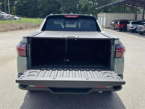 New 2025 Hyundai Santa Cruz SEL image 9