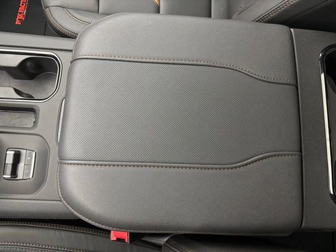 New 2025 GMC Sierra 1500 AT4 w/ AT4 Premium Package image 33