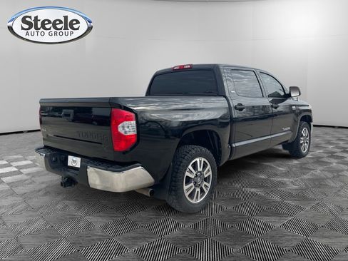 Used 2018 Toyota Tundra SR5 w/ SR5 Upgrade Package image 5