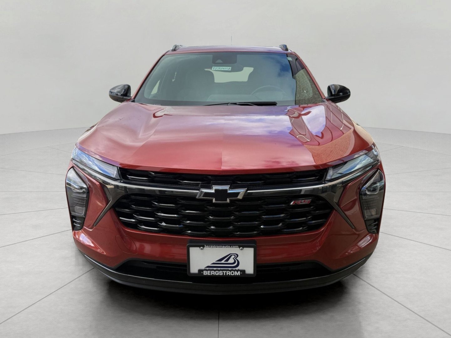Used 2024 Chevrolet Trax RS w/ Sunroof Package FWD image 4