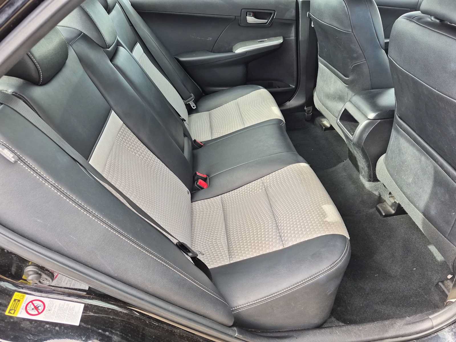 Used 2012 Toyota Camry SE FWD image 20
