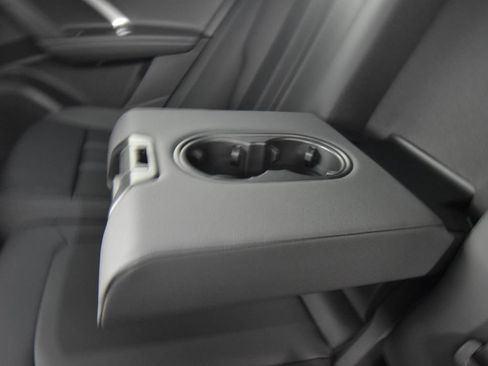 New 2025 Audi Q5 Premium Plus image 32