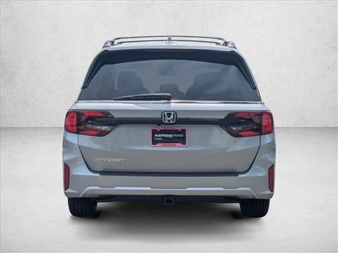 New 2026 Honda Odyssey EX-L image 8