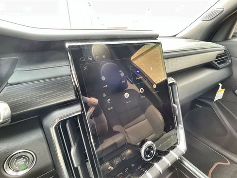 New 2025 GMC Acadia AT4 w/ Super Cruise Package image 24