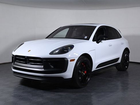 Certified 2024 Porsche Macan GTS AWD/4WD image 1