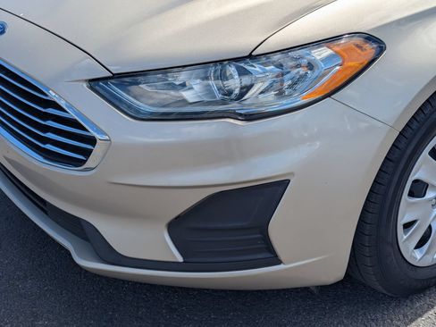 Used 2019 Ford Fusion S FWD image 12