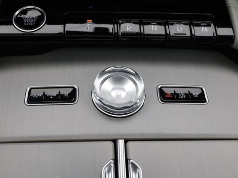 Used 2025 Lincoln Navigator L Reserve image 34