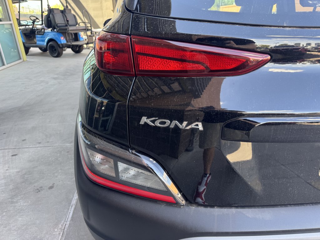 Used 2023 Hyundai Kona SEL w/ Cargo Package AWD/4WD image 14