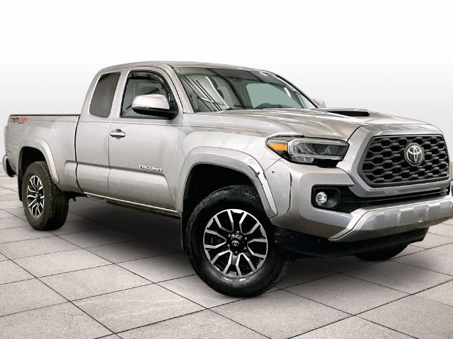 Used 2021 Toyota Tacoma TRD Sport w/ TRD Premium Sport Package AWD/4WD image 2